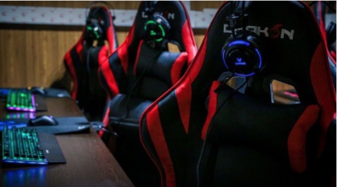 لذت PS5 و ایکس باکس گروهی در بهترین مراکز گیم نت تهران + آدرس و مشخصات  Game